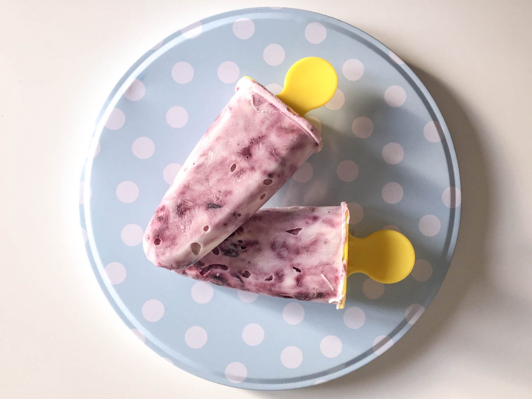 Selbstgemachtes Blaubeer-Eis | Yummy Blueberry